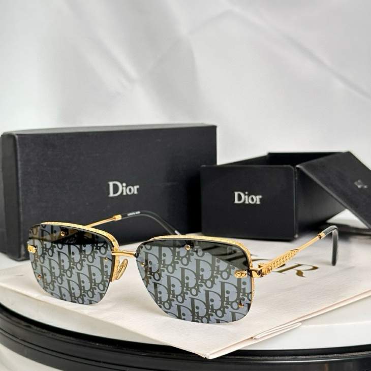 Picture of Dior Sunglasses _SKUfw77620454fw